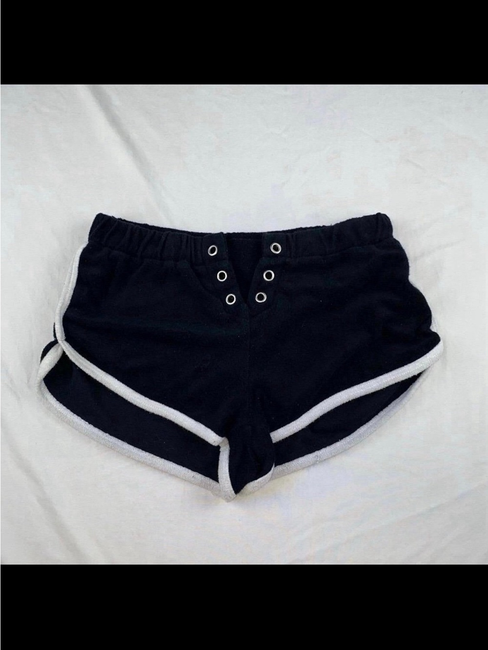 Shorts - Picture 1 of 8
